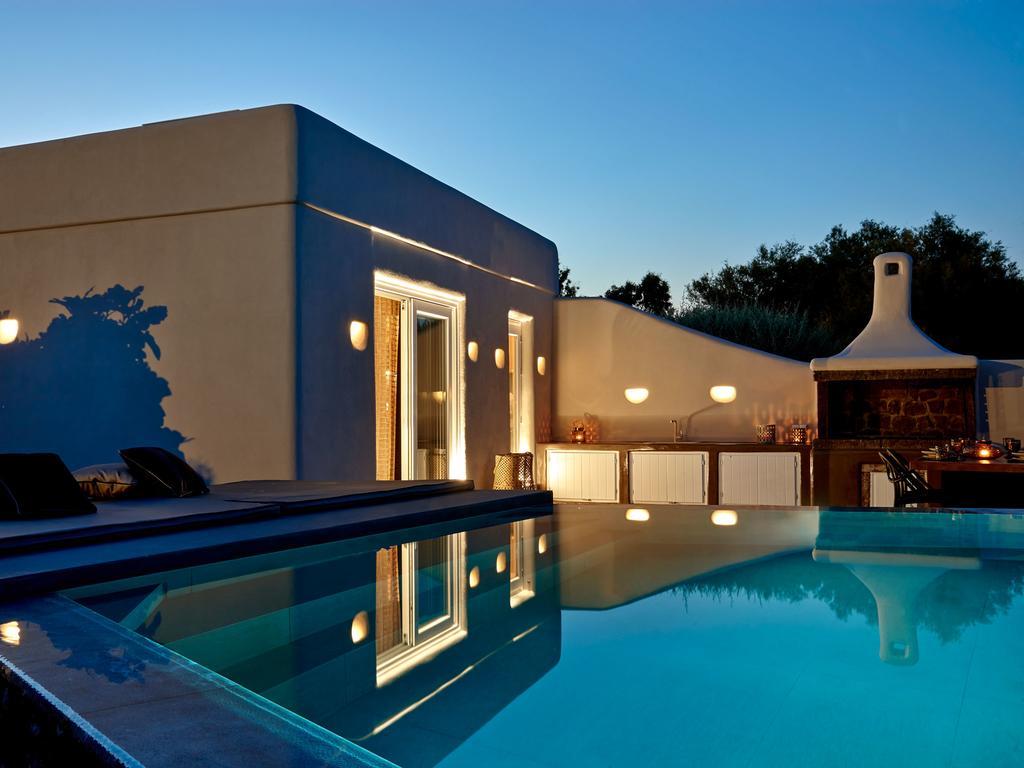 Incognito Beach Villa Santorini Kamári Zewnętrze zdjęcie